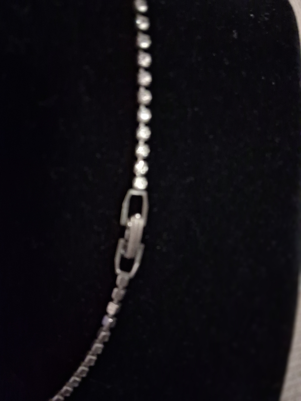 V-Shaped Rhinestone Statement Necklace in Silver - Picture 2 of 3